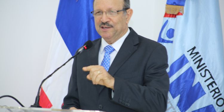ASOPROEM reconoce gestión de René Jáquez al frente del INABIE