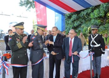 Inauguran Polideportivo en escuela para cadetes PN