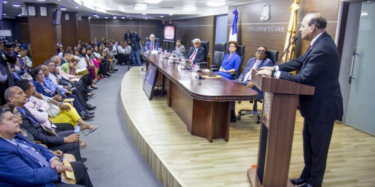 JCE trata sobre preparativos elecciones municipales 2020 en reunión con secretarios de juntas electorales