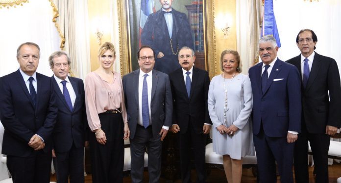Presidente Danilo Medina recibe ex mandatario francés François Hollande