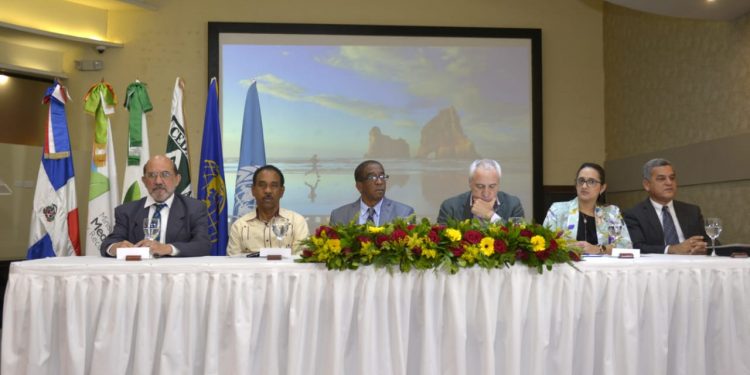 Medio Ambiente en conjunto con varias instituciones celebran el “Día Mundial del Suelo”