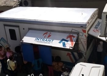 Video. Denuncian mafia en entregas de licencias de conducir en los Alcarrizos