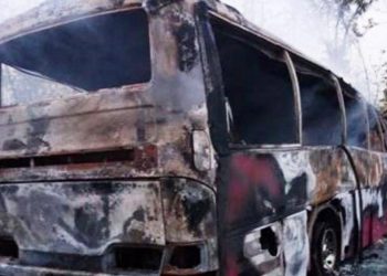 Mueren 31 personas tras chocar e incendiarse dos autobuses en Ghana
