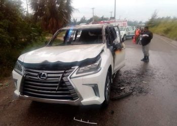 Encuentra quemada yipeta de pelotero había sido reportada robada
