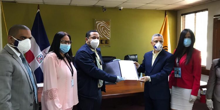 Juntas Electorales culminan entrega a nivel nacional de certificados a autoridades municipales electas
