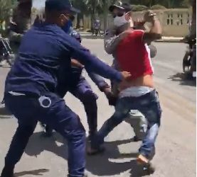 VIDEO…Denuncian atropellos por comisión mixta militar  en  Higüey