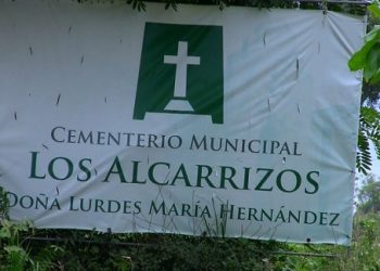 Más de 2 mil fallecidos figuran como vivos por  irregularidad de cementerio  improvisado  Los Alcarrizos
