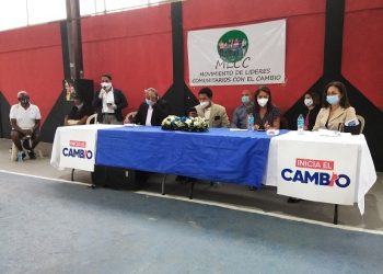 Reportaje: Acusa  gobierno de propiciar crisis para sacar provecho político