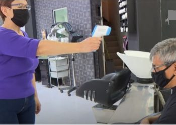 Ciudad de México emprende reactivación comercial en un punto crítico de la pandemia