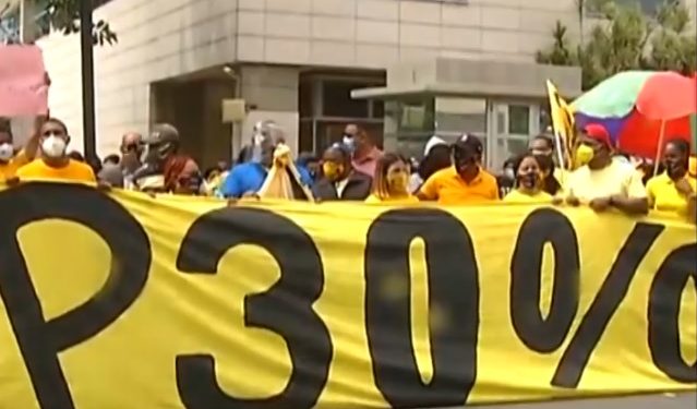 Políticos afirman manifestación por el 30% AFPs viola medidas sanitarias contra covid-19