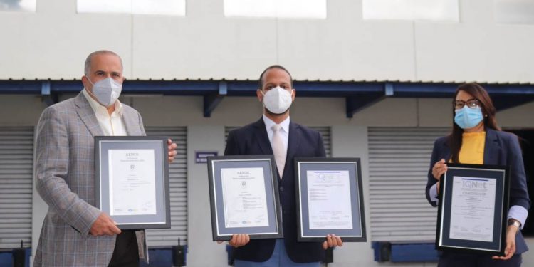 Victoria Yeb S.A recibe certificación en Gestión de Calidad ISO 9001-2015