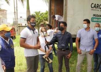 Movimiento Sub 25 y Fundación Raymond Rodríguez acuden en auxilio de afectados por tormenta Isaías en Hato Mayor
