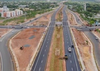Presidente inaugura avenida Ecológica, en Santo Domingo Este