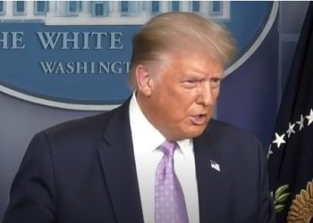 Facebook y Twitter castigan cuentas de Trump por violar reglas de desinformación