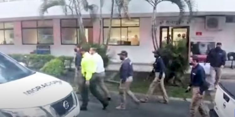 Colombia expulsa a hijo del expresidente ecuatoriano Abdalá Bucaram