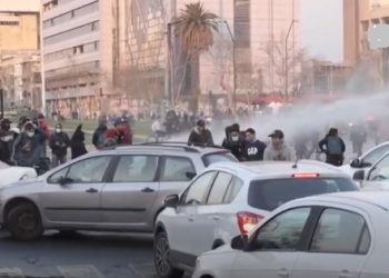 Manifestantes vuelven a la plaza Italia Chile tras el letargo de la pandemia