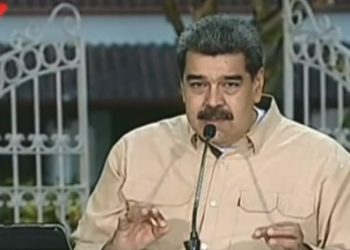 Venezuela firmó “confidencialidad” para probar vacunas de Rusia y Cuba, dice Maduro