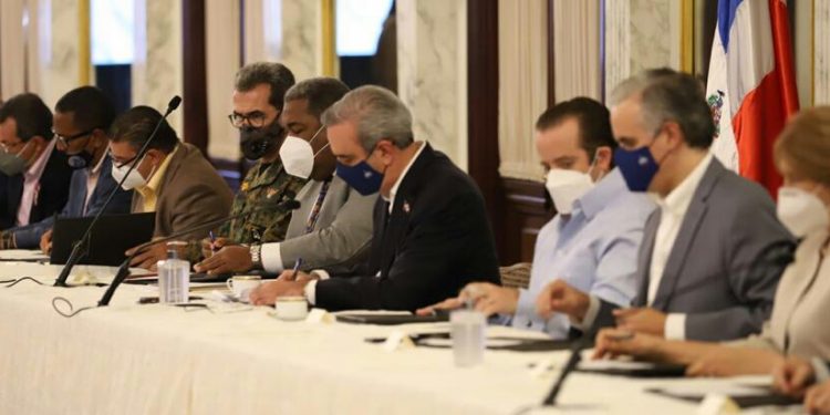 Gobierno implementará programa 14-24 para ayudar a jóvenes “nini”