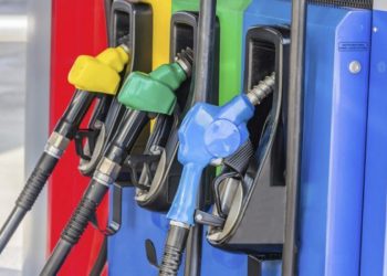 Varios combustibles bajan de precios