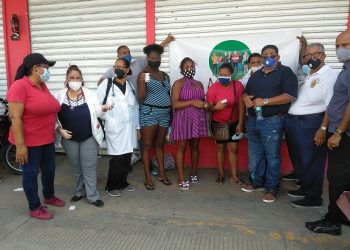 Líderes Comunitarios realizan operativo médico en Los Alcarrizos a favor de los más necesitados