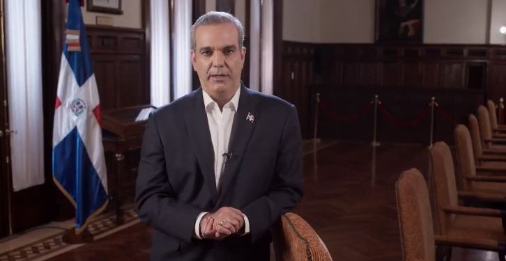 Abinader propone rebajar 50% de los fondos destinados a partidos para construir UASD en SDE