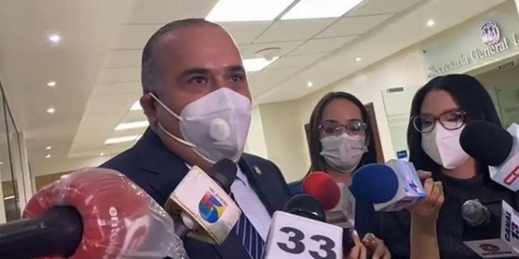 Senador Alexis Victoria presenta logros de sus primeros 100 días de gestión en CN
