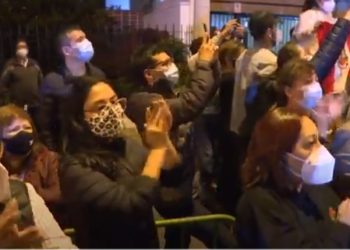 Marchas y cacerolazos en Perú en apoyo al destituido Vizcarra
