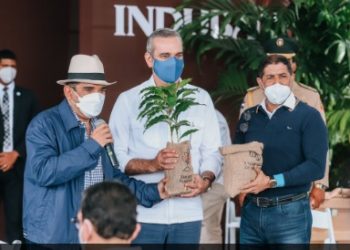Gobierno financiará mil millones a tasa cero a productores café
