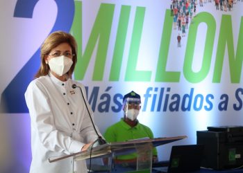 Vicepresidenta  asegura gobierno trabaja por el desarrollo de Santiago, Favor publicar