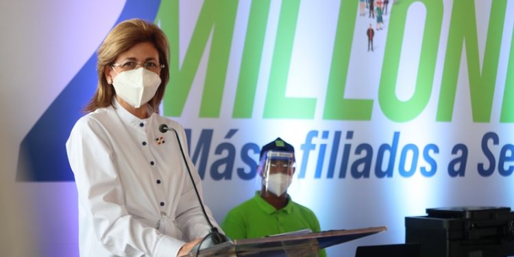 Vicepresidenta  asegura gobierno trabaja por el desarrollo de Santiago, Favor publicar