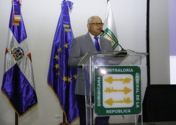 Contralor afirma 2021 integrarán firmas nacionales y extranjeras externas para auditar unas 300 instituciones