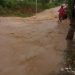 Video: Incomunicados por fuertes lluvias en Villa Linda, Los Alcarrizos