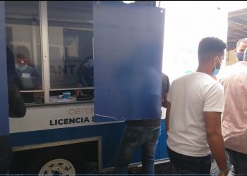 Habilitan por cuatro días oficina para entregar licencia de conducir en Los Alcarrizos