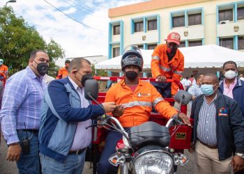 Cabildo SDN implementa plan recogida de basura en motocicletas