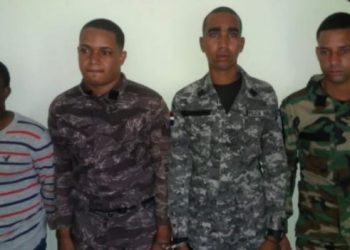 Detienen sargento de FARD y dos policías con  armas ilegales y  motor robado