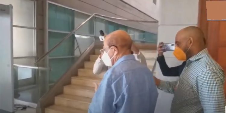Presidente interino PLD es interrogado en la PGR