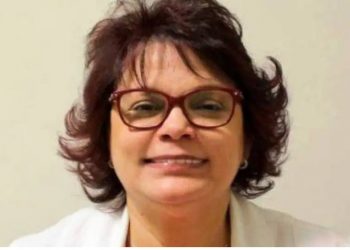 Fallece doctora  quien sufrió    quemaduras al incendiarse un arbolito navideño
