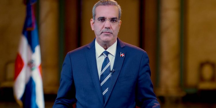 Presidente Abinader anuncia programas Quédate En Casa serán extendidos hasta abril