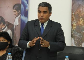 Regidor Vinicio Aquino logra resolución ordena iluminación y seguridad parque Ruinas de Engonbe