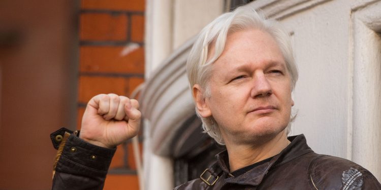 WikiLeaks solicita a EE.UU. retirar  cargos contra Assange