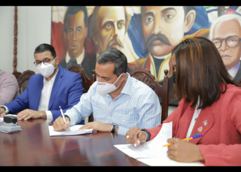 Ministerio de la Juventud firma convenio con Ayuntamiento Municipal de los Bajos de Haina para instalar Casa de la Juventud