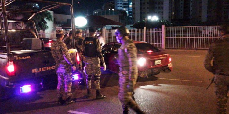 La Policía detiene a 519 personas por violentar toque de queda