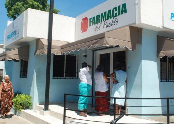 Favorecen extensión Farmacias del Pueblo en Los Alcarrizos
