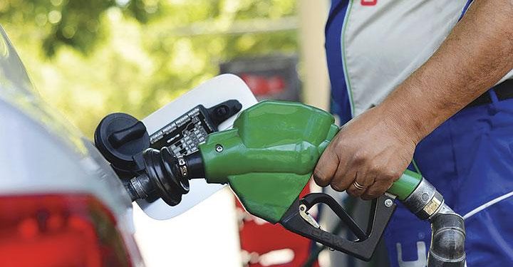 Suben precios de los combustibles; gasolina incrementa alza de nueve pesos