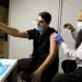 La mitad de la población de Israel ya recibió la primera dosis de la vacuna contra el COVID-19