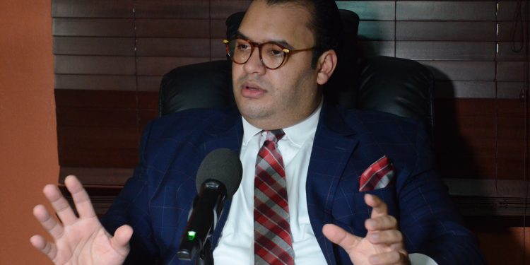 ASONAFISS exige destitución diputado Pedro Botello patrocinó manifestaciones frente a Congreso