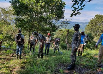 Funcionario del gobierno patrocina nueva invasión en Loma Novillero de Villa Altagracia