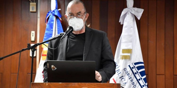 Salud Pública confirma tres casos de difteria en Baní, Neyba y San Cristóbal; hay otro se investiga