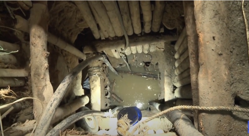 Brigadas intentan rescatar a 11 mineros atrapados por una inundación en Colombia