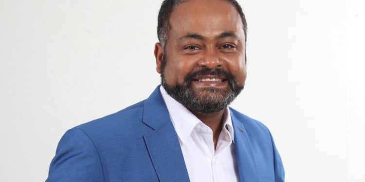 Doctor Asmín Aquino exhorta a productores de cines dominicanos y extranjeros construir estudios producción  en Monte Plata